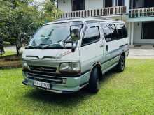 Toyota Hiace 1990 Van