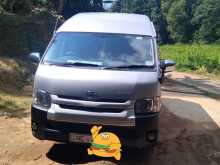 Toyota HIACE 2015 Van