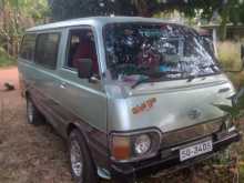 Toyota HIACE 1982 Van