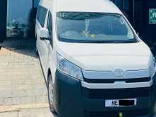 Toyota HIACE 2025 Van