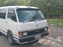 Toyota HIACE 1985 Van