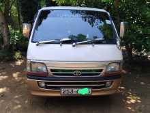 Toyota Hiace 1999 Van