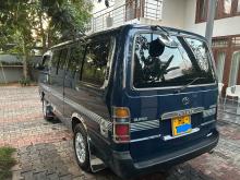 Toyota HIACE 2003 Van