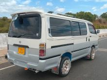 Toyota Hiace 1990 Van