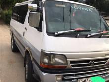 Toyota HIACE 1999 Van