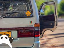 Toyota HIACE 1993 Van