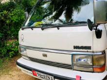 Toyota HIACE 1985 Van
