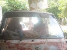 Toyota HIACE 1982 Van