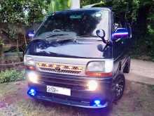 Toyota HIACE LH113 GL DOLPHIN 1995 Van