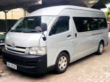 Toyota HIACE 2006 Van