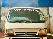 Toyota Hiace 1999 Van
