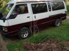 Toyota HIACE 1985 Van