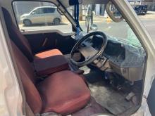 https://riyasewana.com/uploads/toyota-hiace-311500524212.jpg