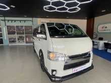 Toyota HIACE 2016 Van