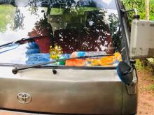 https://riyasewana.com/uploads/toyota-hiace-61-4950056305.jpg