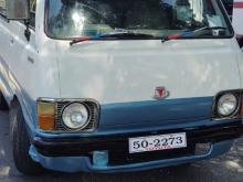 Toyota HIACE 1985 Van