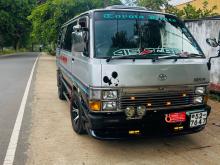 Toyota HIACE 1987 Van