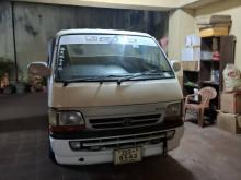 Toyota HIACE 1995 Van