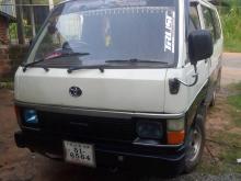 Toyota HIACE 1987 Van