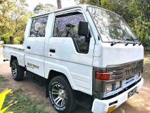 Toyota Hiace 1992 Crew Cab