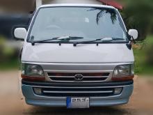 Toyota HIACE 1999 Van