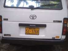 https://riyasewana.com/uploads/toyota-hiace-cell-2151526316.jpg