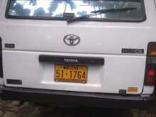 https://riyasewana.com/uploads/toyota-hiace-cell-2151526342.jpg