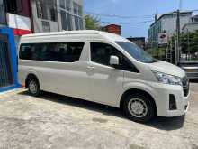 https://riyasewana.com/uploads/toyota-hiace-commuter-1144330512.jpg