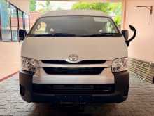 Toyota Hiace Commuter GL GDH223 2025 Van