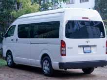 https://riyasewana.com/uploads/toyota-hiace-commuter-3090216936.jpg