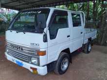 Toyota Hiace Dyna Toyoace CrewCab 1990 Crew Cab