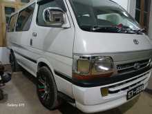 Toyota Hiace Dolphin 1989 Van