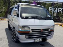 Toyota Hiace Dolphin RZH102 Super GL 2008 Van