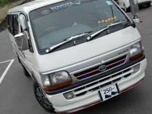 Toyota HIACE DOLPHIN LH113 1993 Van