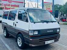 Toyota Hiace Dolphin 1992 Van