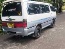 https://riyasewana.com/uploads/toyota-hiace-dolphin-1991-2417085512013.jpg