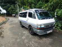 https://riyasewana.com/uploads/toyota-hiace-dolphin-1991-2417085512872.jpg
