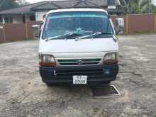 Toyota HIACE DOLPHIN 113 LONG 1991 Van