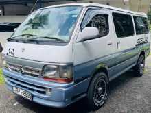 Toyota Hiace Dolphin LH113 1997 Van