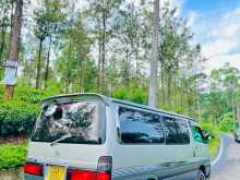 https://riyasewana.com/uploads/toyota-hiace-dolphin-1998-117261712143.jpg
