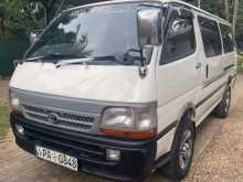 Toyota Hiace Dolphin LH 172 2001 Van