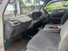 https://riyasewana.com/uploads/toyota-hiace-dolphin-2002-714332812203.jpg