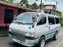 Toyota Hiace Dolphin 102 1992 Van