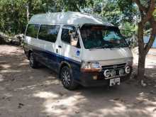 Toyota HIACE DOLPHIN LH 125 1990 Van