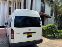 https://riyasewana.com/uploads/toyota-hiace-dual-5195947193.jpg