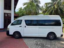 https://riyasewana.com/uploads/toyota-hiace-dual-5195947532.jpg