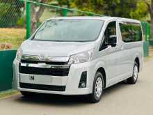 Toyota HIACE FLATROOF GDH 2025 Van
