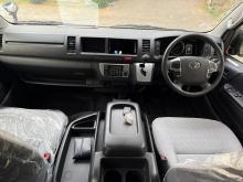 https://riyasewana.com/uploads/toyota-hiace-gdh-918420317105.jpg