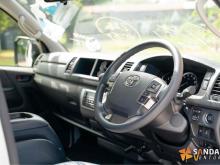https://riyasewana.com/uploads/toyota-hiace-gl-2417093124054.jpg