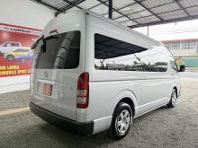 https://riyasewana.com/uploads/toyota-hiace-gl-3022105117746.jpg